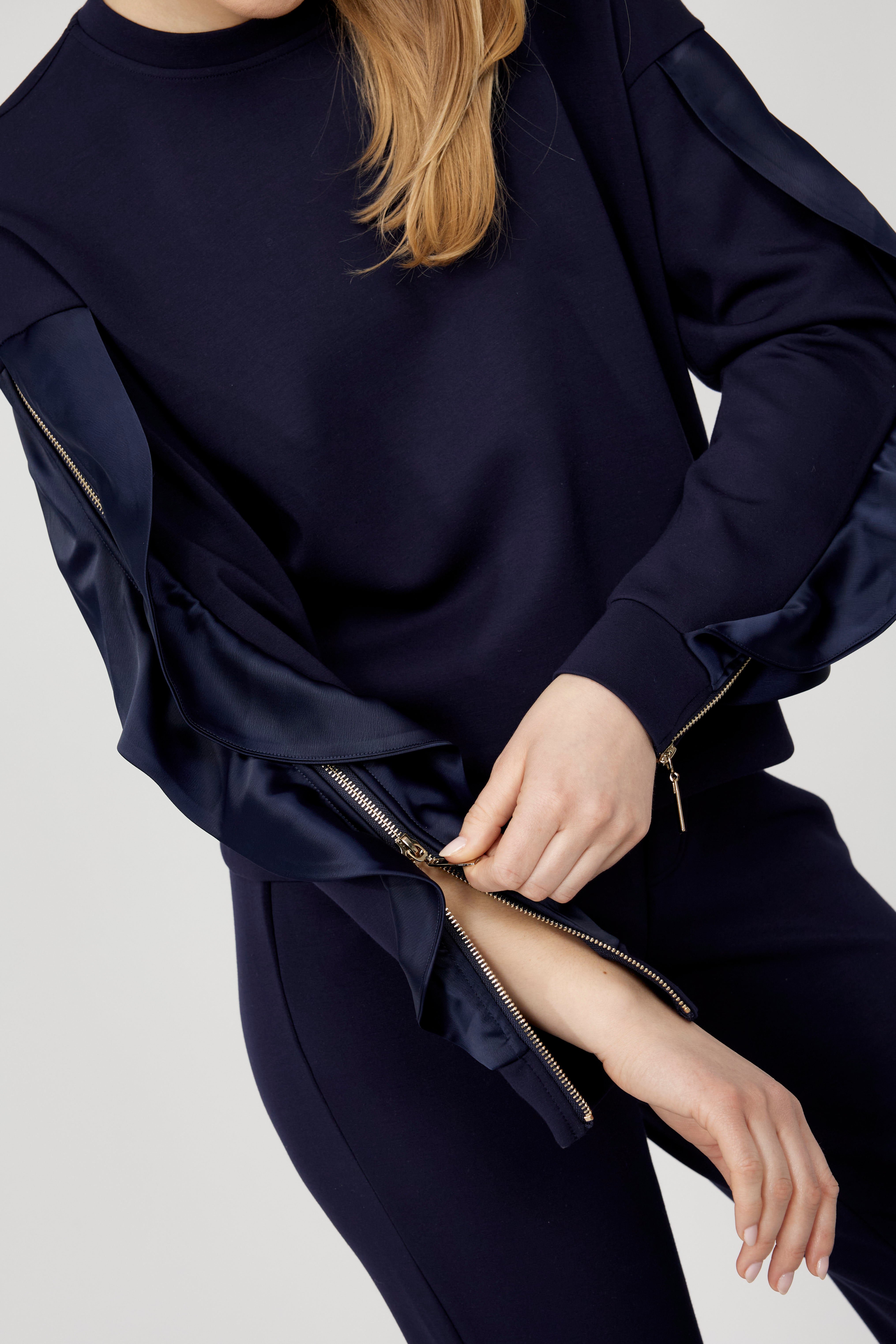 Frank Lyman 253850 Midnight Relaxed Fit Puff-sleeve Top