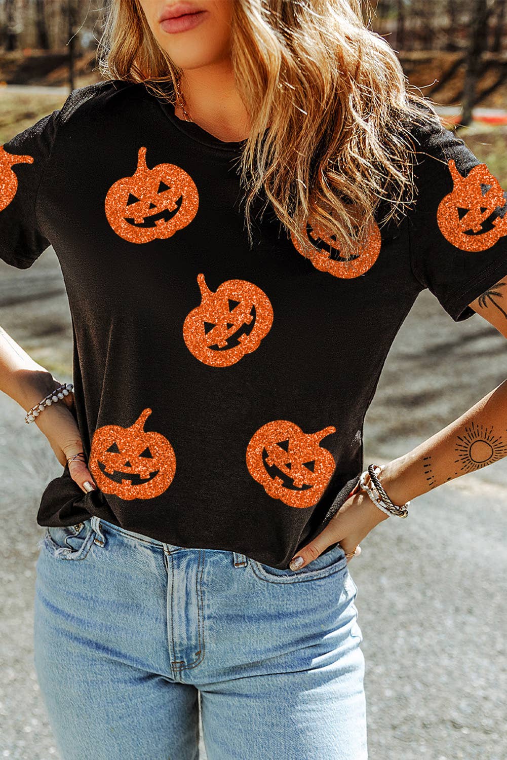 Glittering Pumpkin Face Graphic Crewneck Halloween T Shirt
