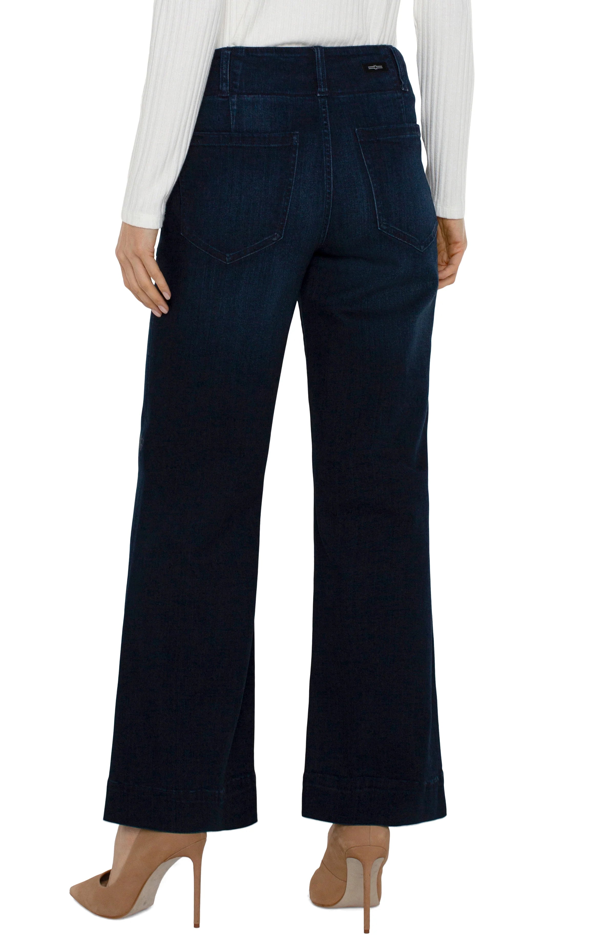 Patch Pocket Wide Leg Jean