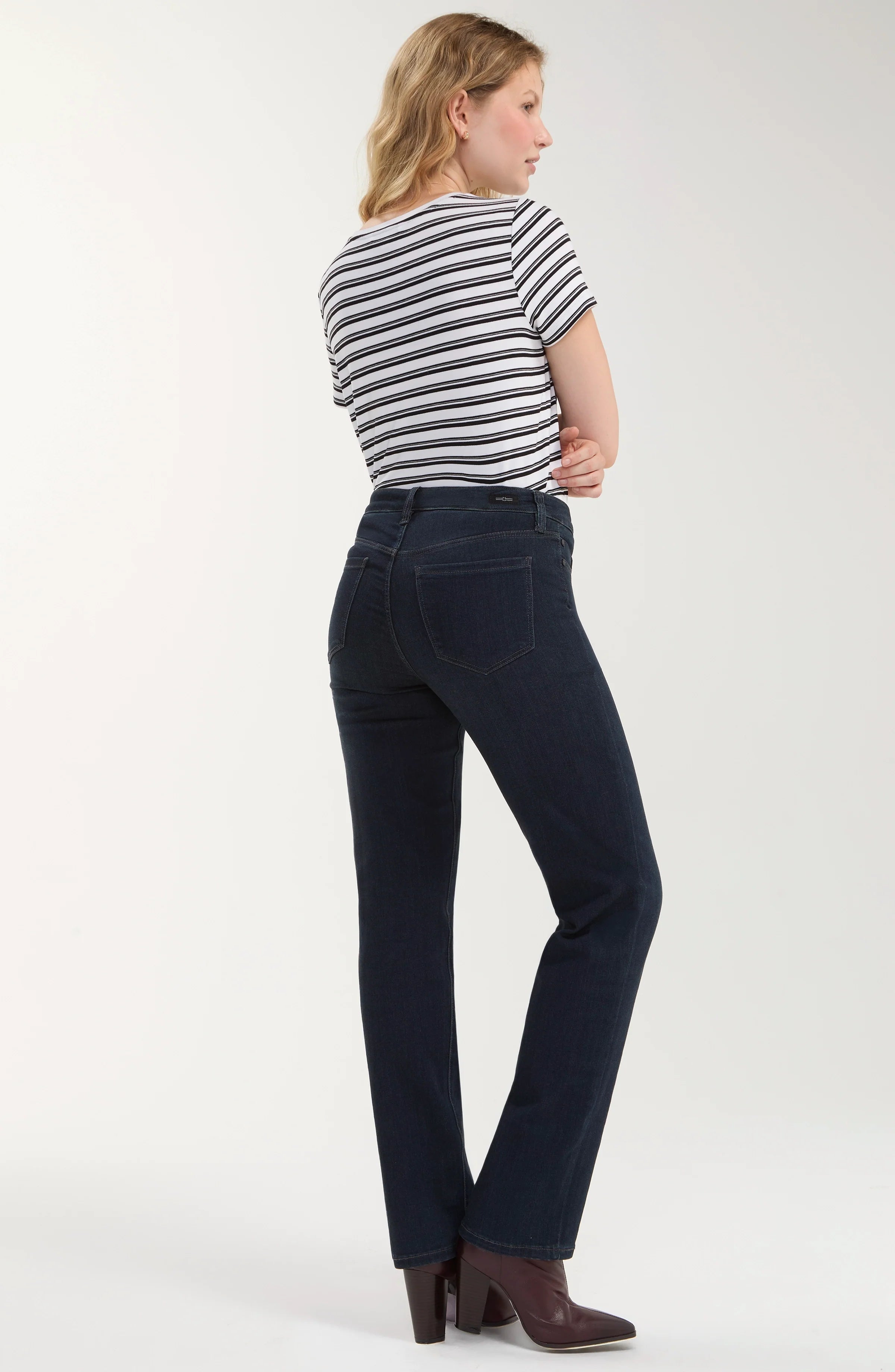 Kennedy Straight Jean