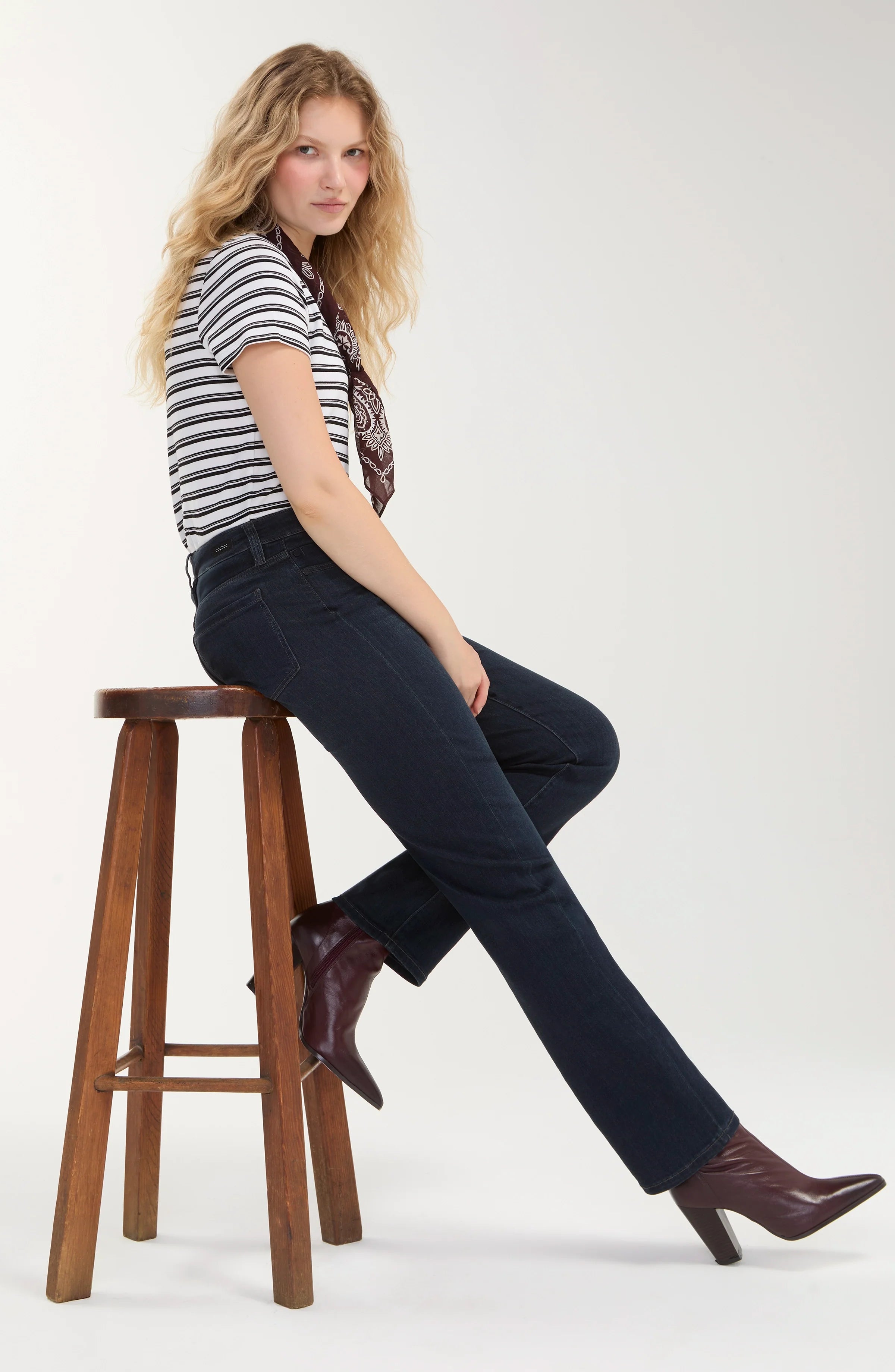 Kennedy Straight Jean