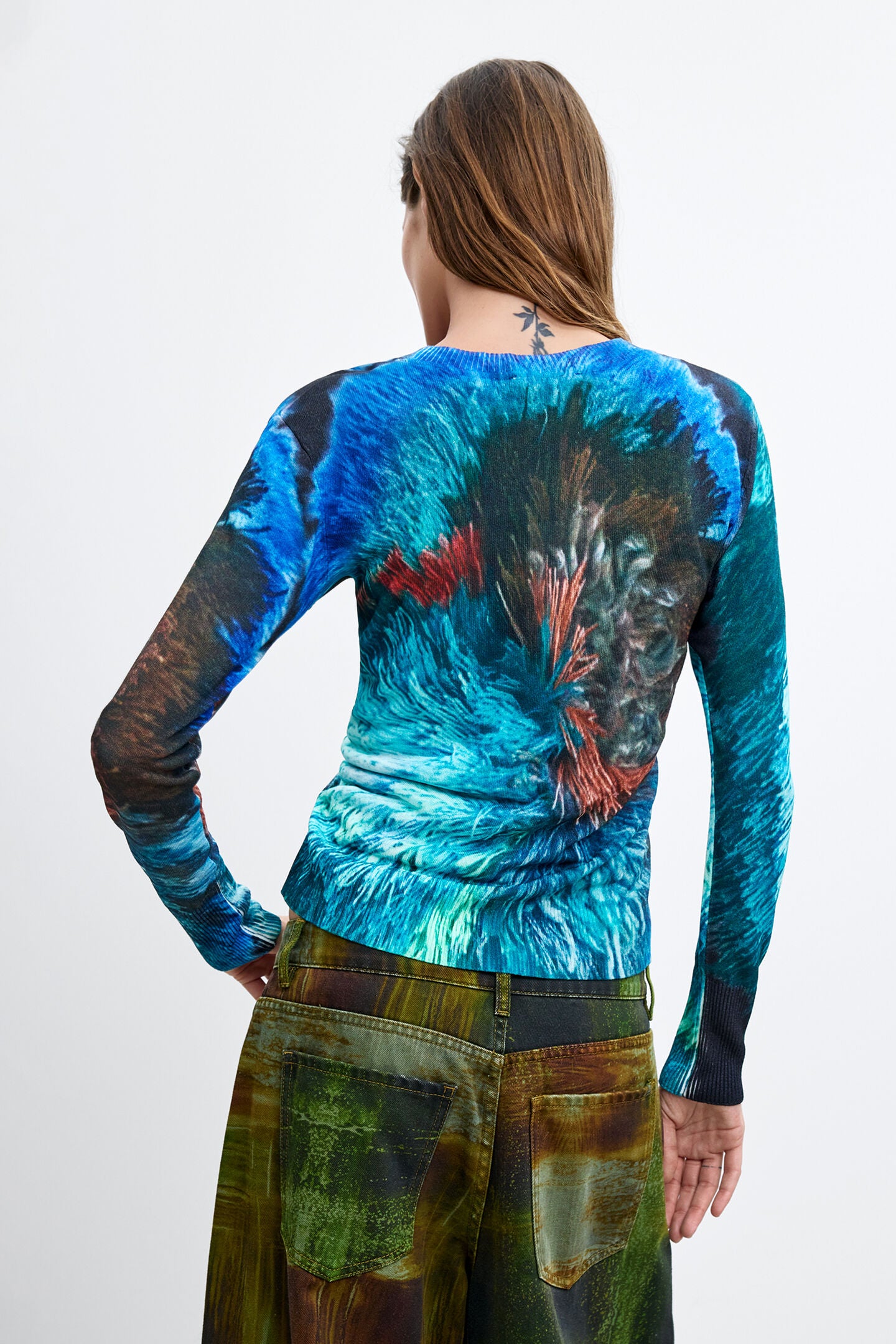 Thin Gauge Pullover
