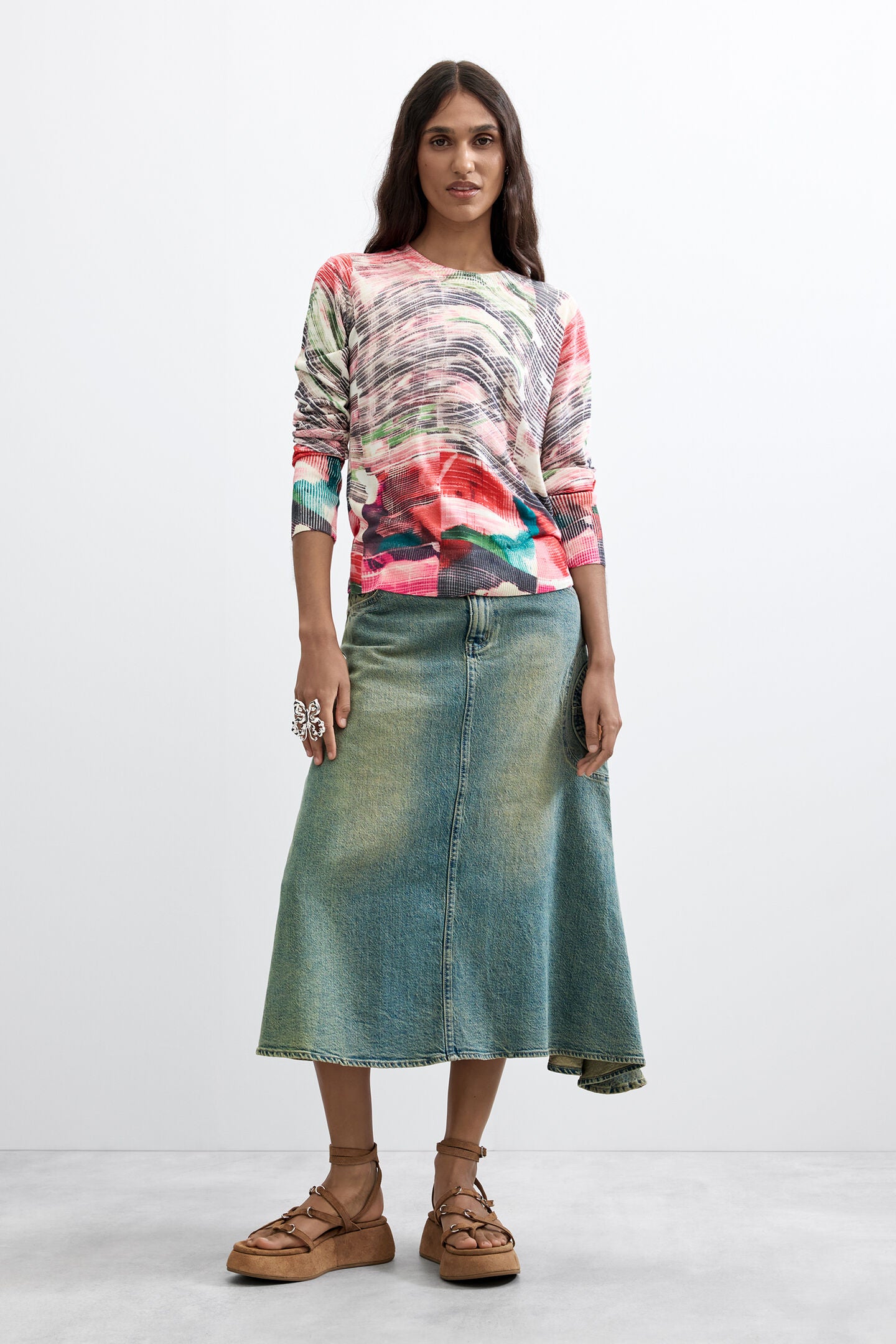 Thin Gauge Pullover